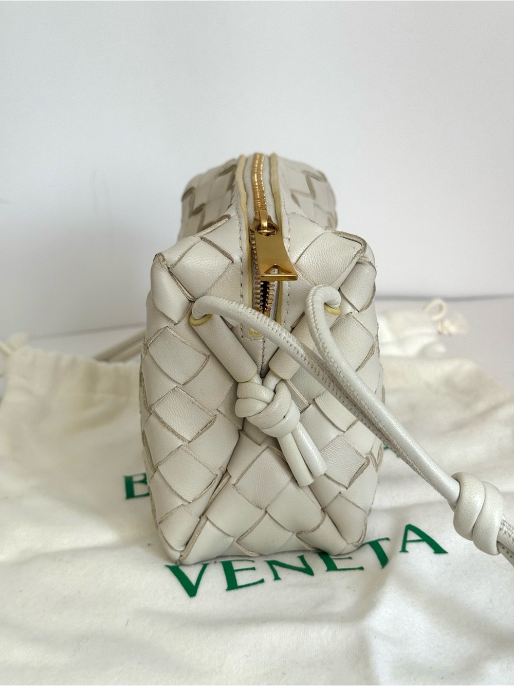 Bottega Veneta Nappa Intrecciato Mini Loop Camera Bag White 💫 - Picture 6 of 15